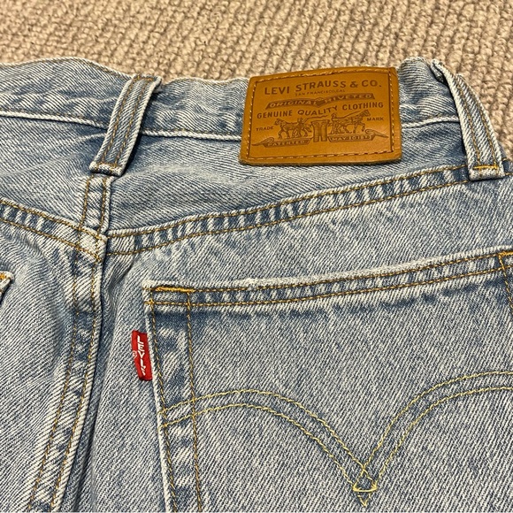 Levi’s High Rise Deconstructed Skirt in Gateway (24) - Picture 10 of 14